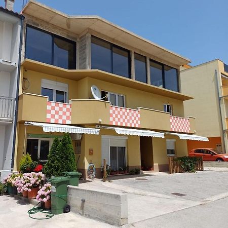 Apartment Ljubicic Podstrana Bagian luar foto